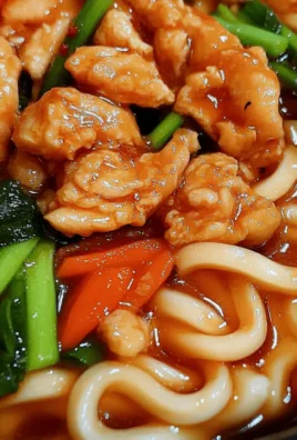 Soczysty makaron udon z kurczakiem na szybki obiad domowy